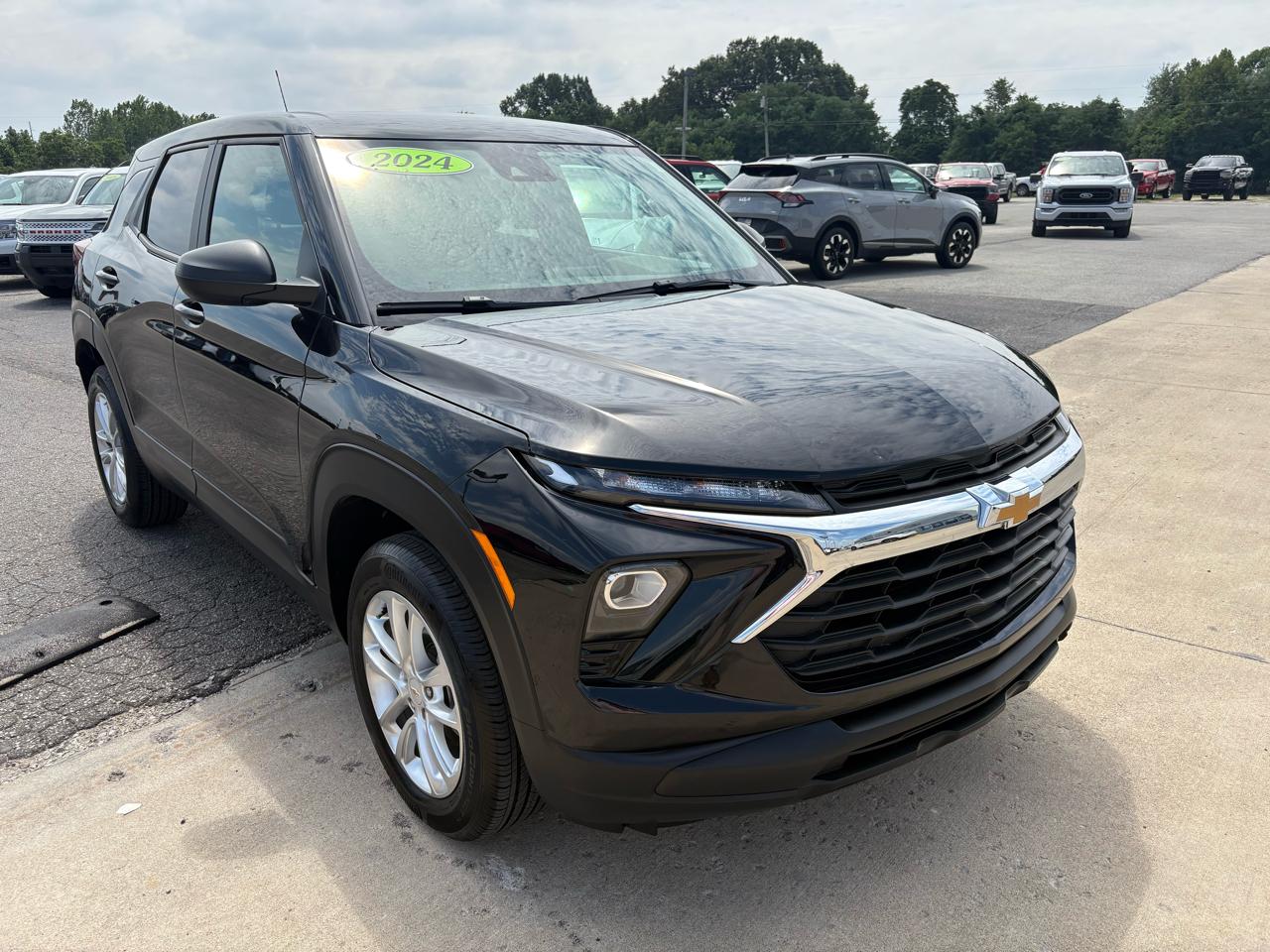 2024 Chevrolet TrailBlazer AWD 4dr LS