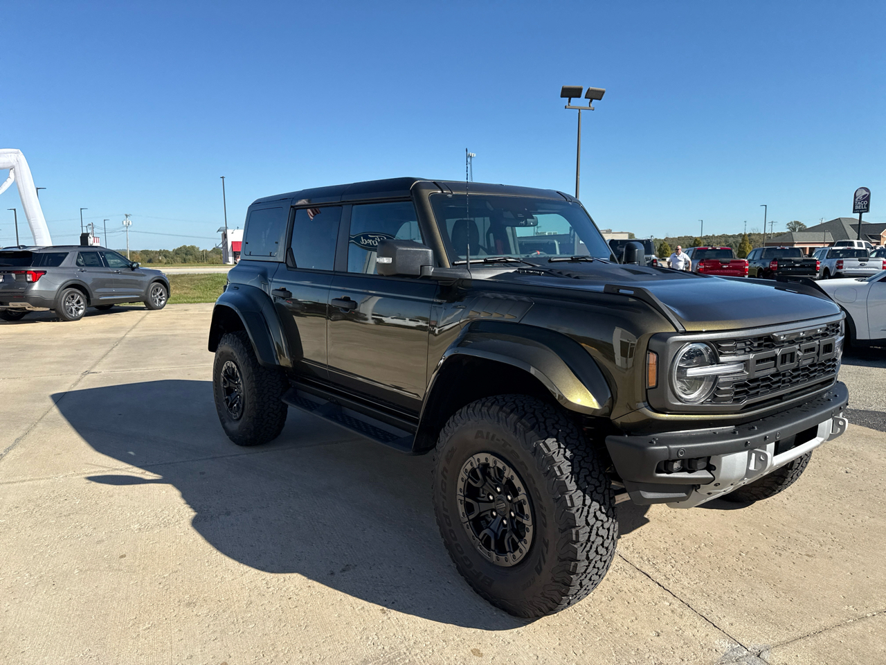 2025 Ford Bronco Raptor photo 2