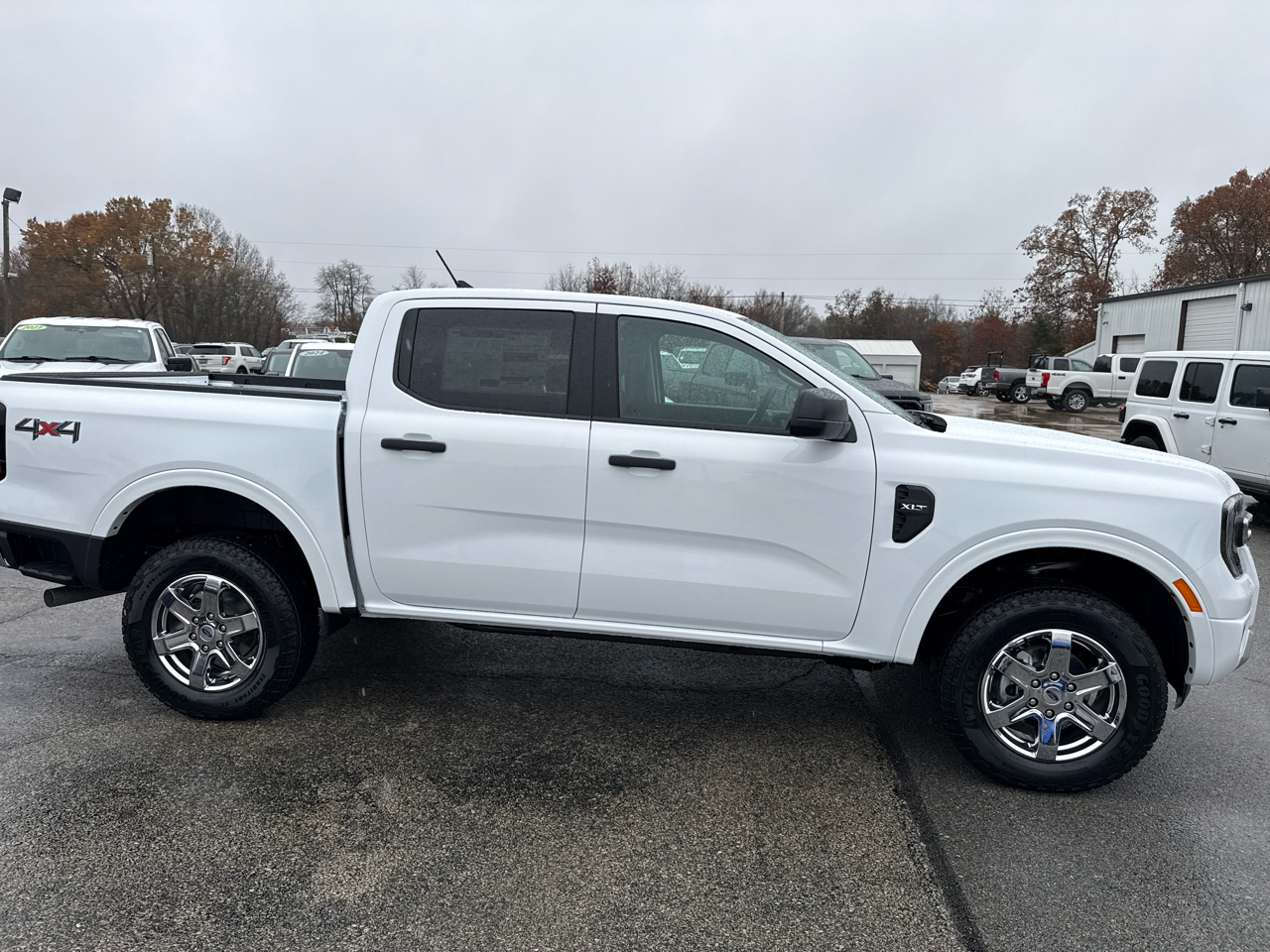 2025 Ford Ranger XLT photo 3