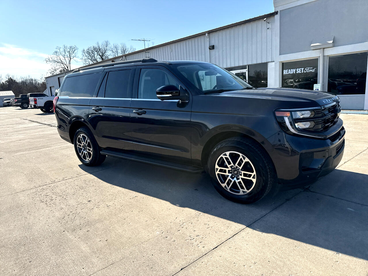 Ford Expedition Max Active 4x4 2025