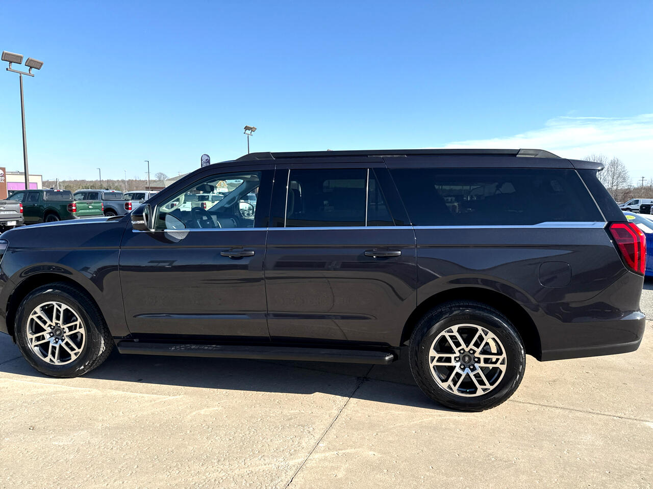 Ford Expedition Max Active 4x4 2025