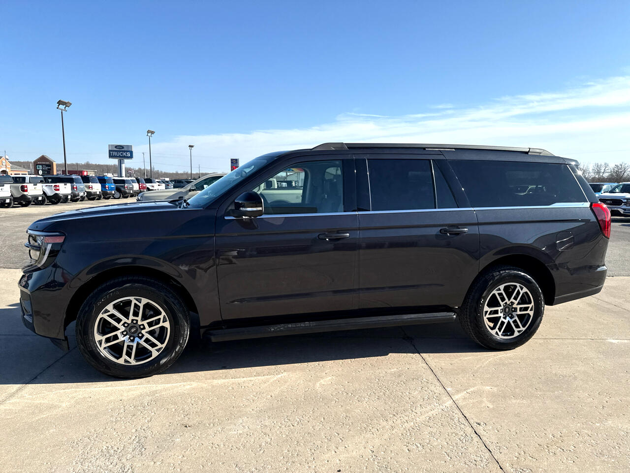 Ford Expedition Max Active 4x4 2025