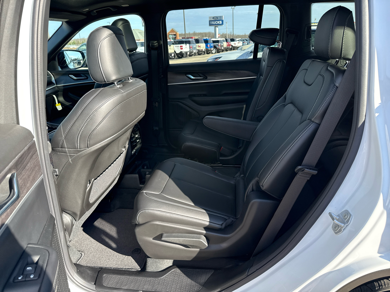 Jeep Grand Cherokee L Limited 4x4 2025