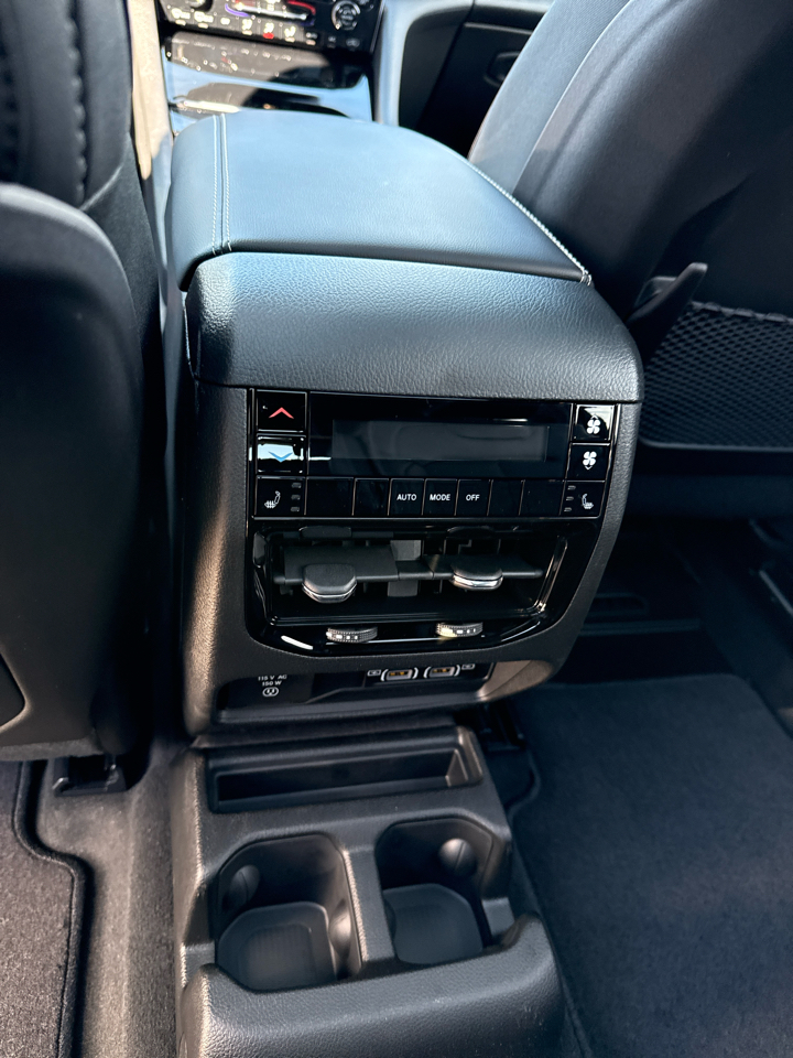 Jeep Grand Cherokee L Limited 4x4 2025