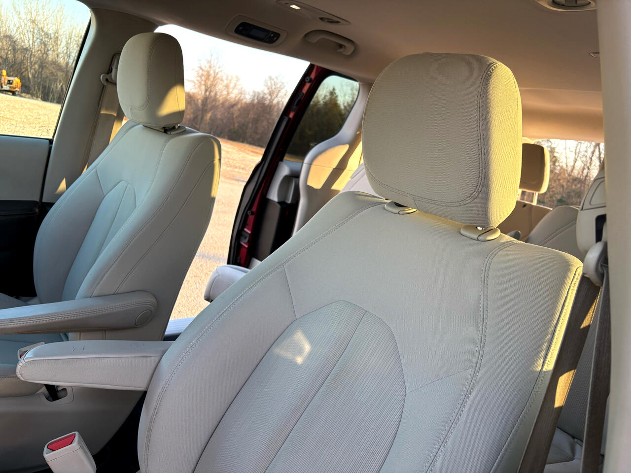 Chrysler Pacifica Touring FWD 2017