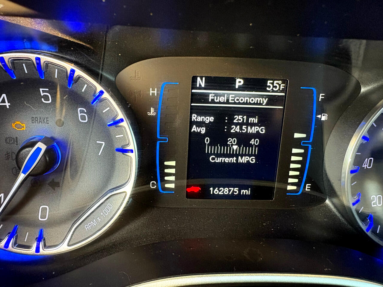 Chrysler Pacifica Touring FWD 2017