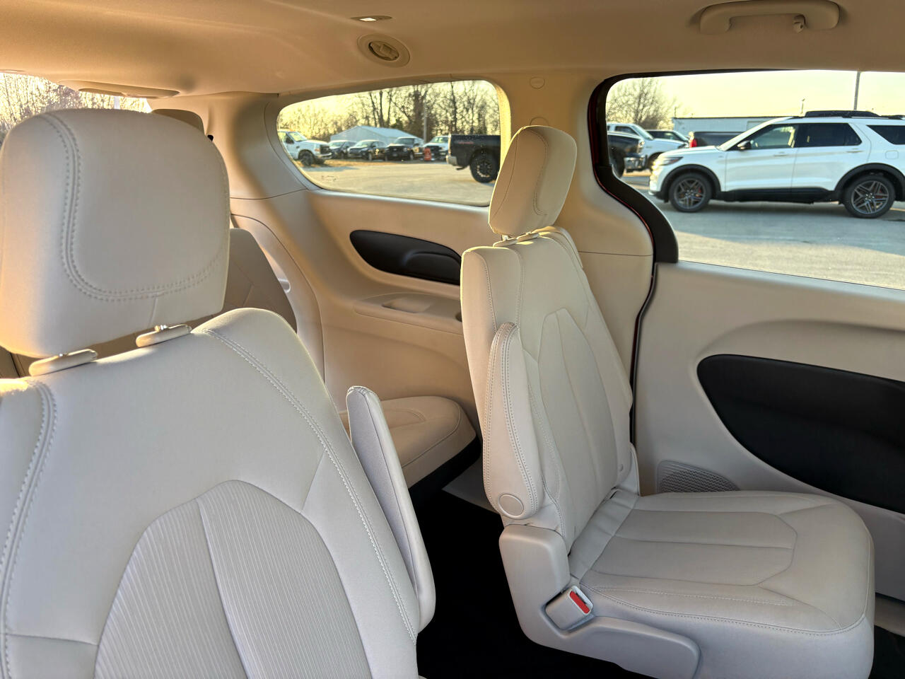 Chrysler Pacifica Touring FWD 2017