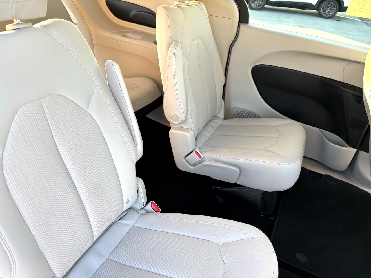 Chrysler Pacifica Touring FWD 2017