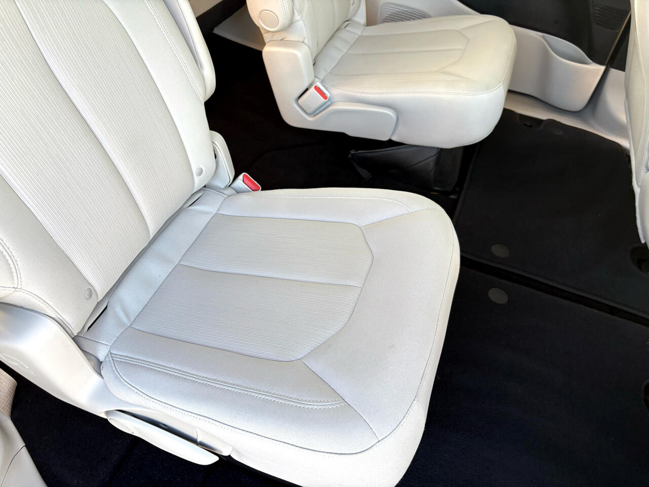 Chrysler Pacifica Touring FWD 2017