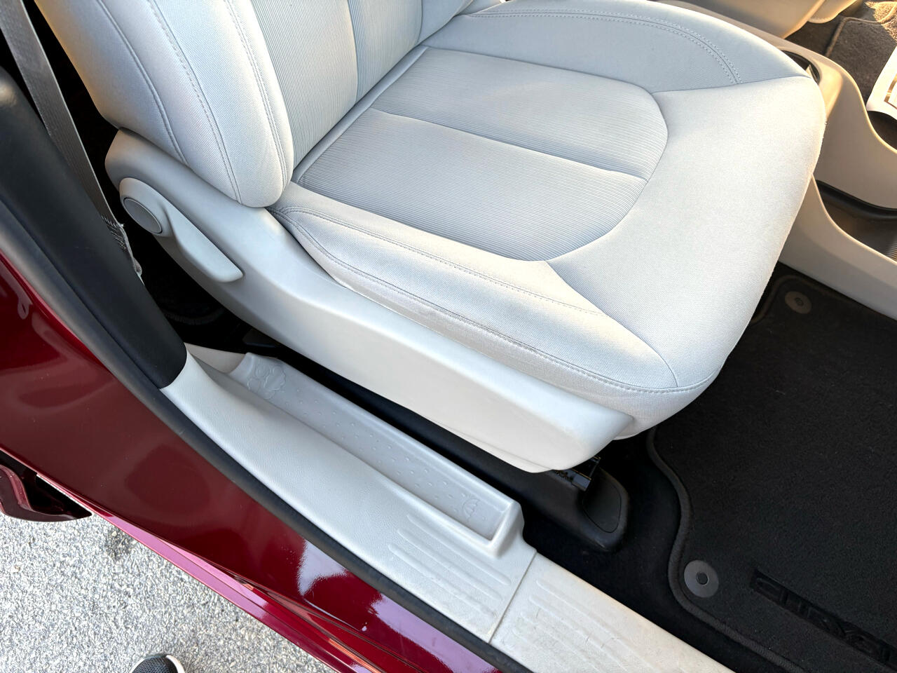 Chrysler Pacifica Touring FWD 2017