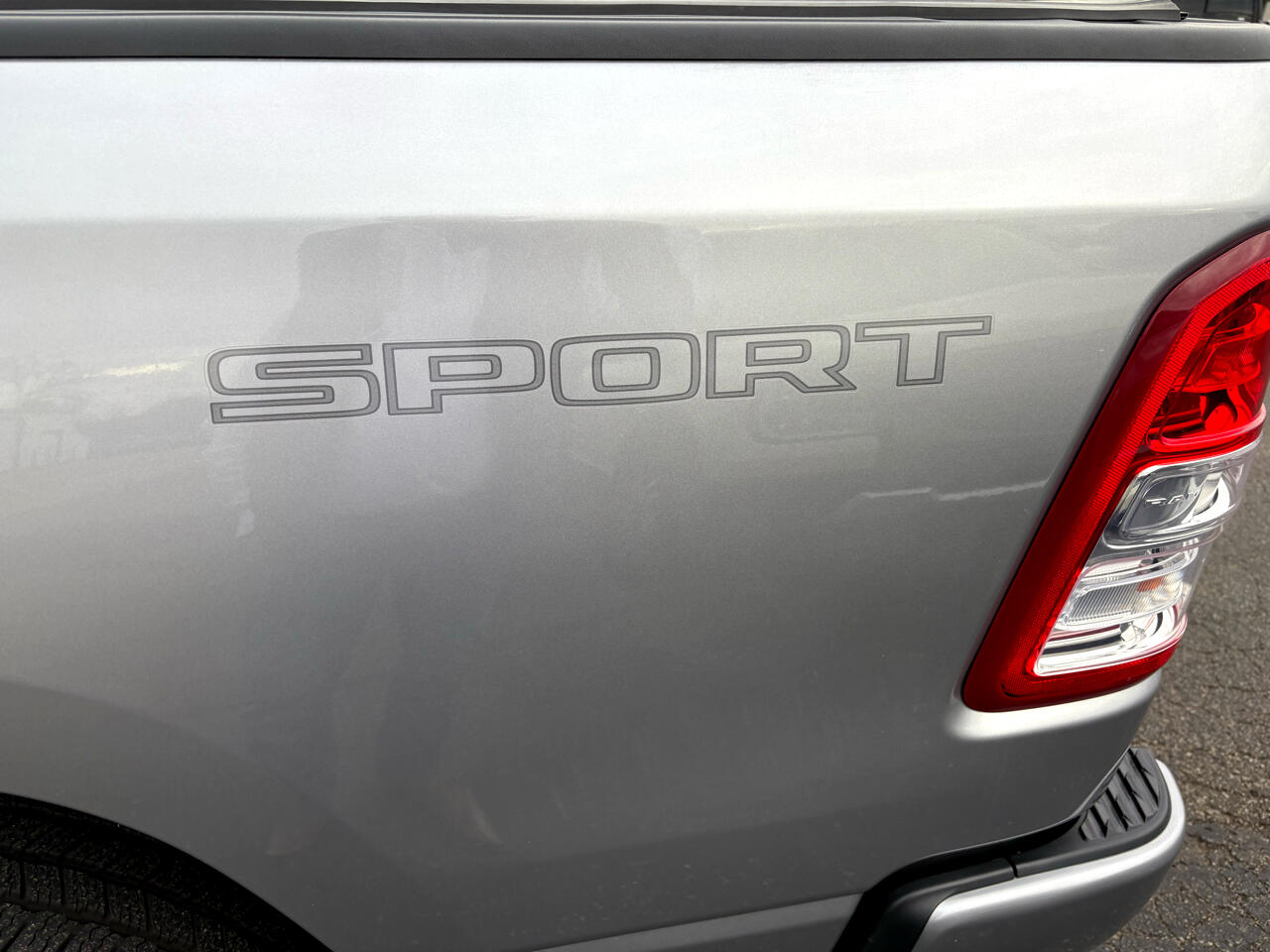 RAM 1500 Big Horn 4x4 Crew Cab 5'7" Box 2021