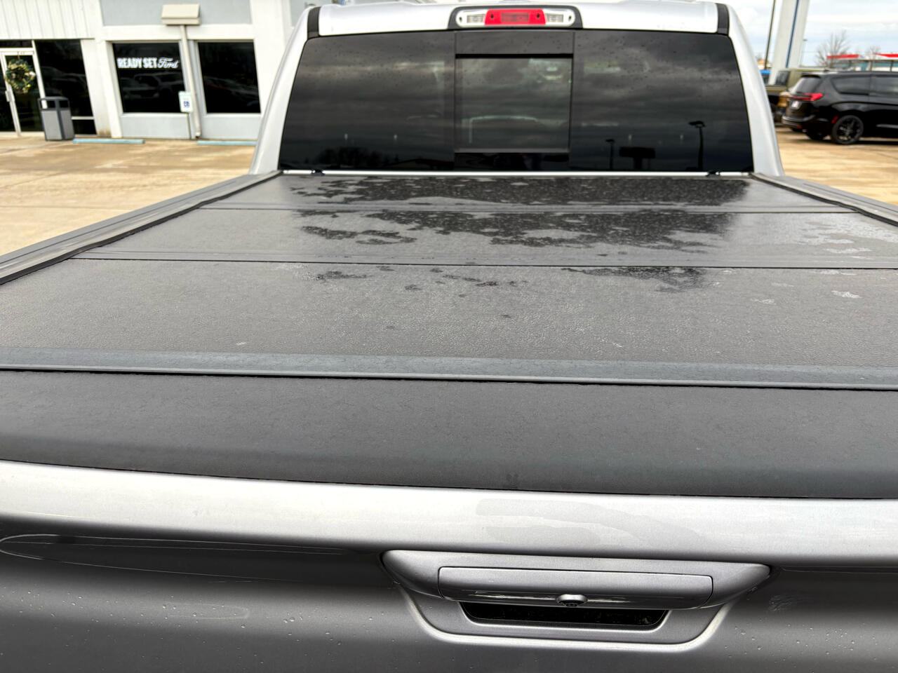 RAM 1500 Big Horn 4x4 Crew Cab 5'7" Box 2021