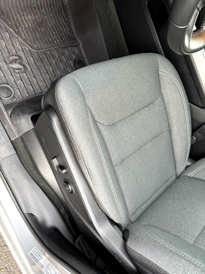 RAM 1500 Big Horn 4x4 Crew Cab 5'7" Box 2021