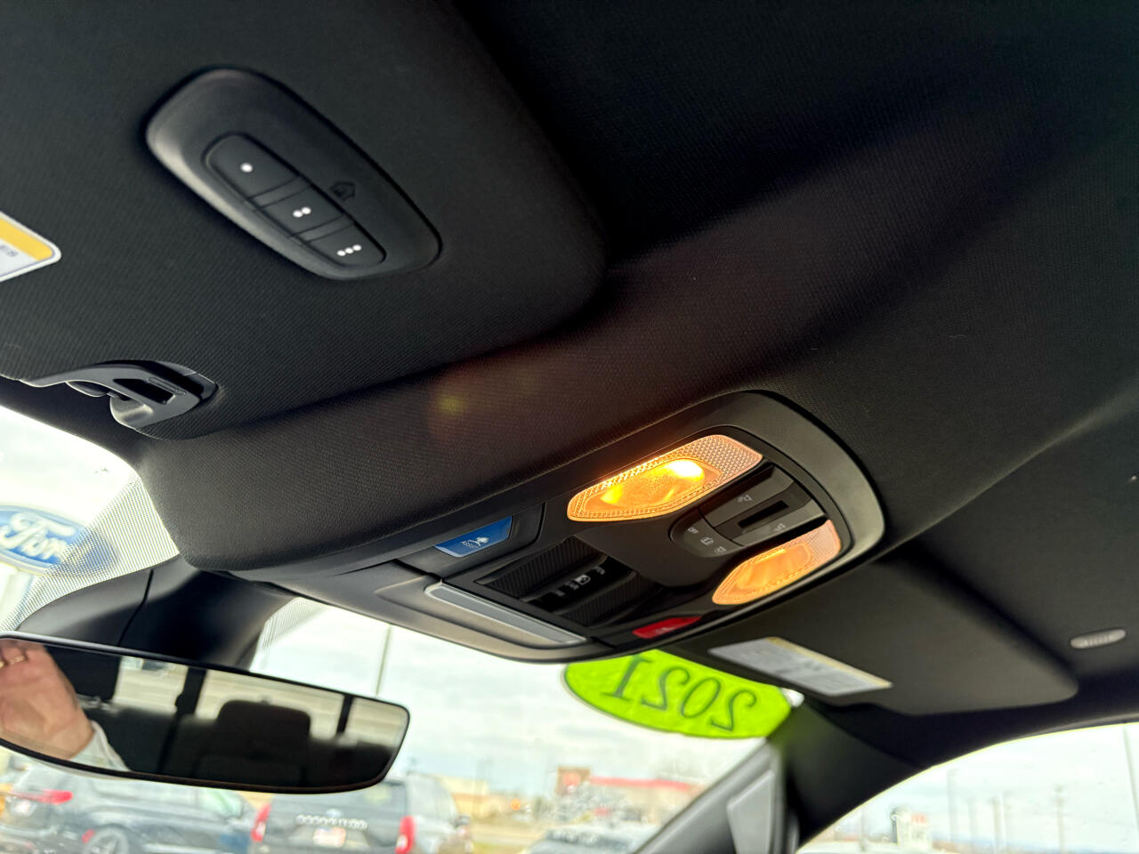 RAM 1500 Big Horn 4x4 Crew Cab 5'7" Box 2021