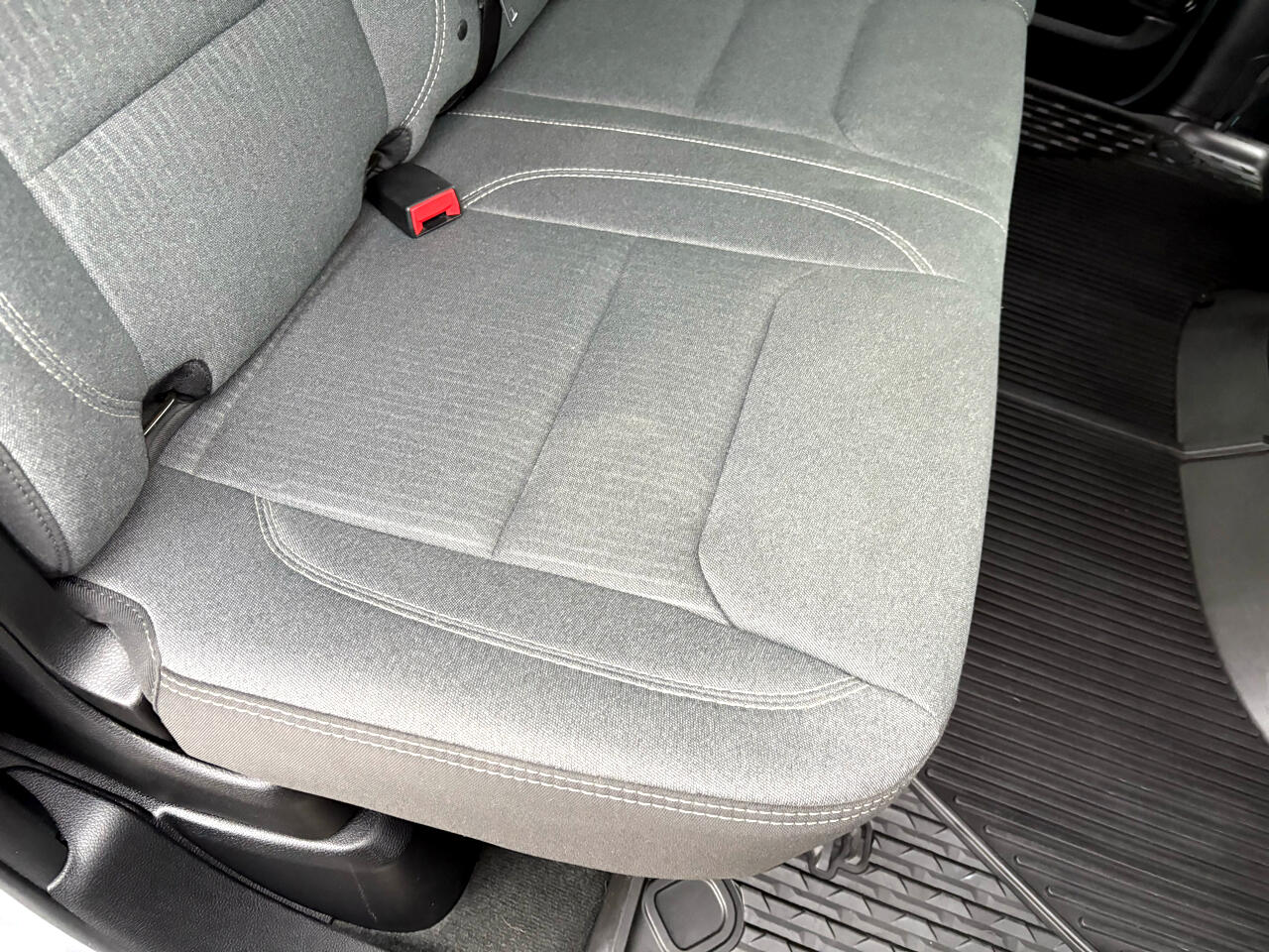 RAM 1500 Big Horn 4x4 Crew Cab 5'7" Box 2021