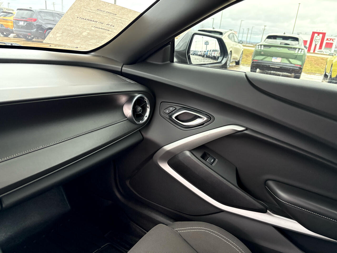 Chevrolet Camaro 2dr Conv 1LT 2017