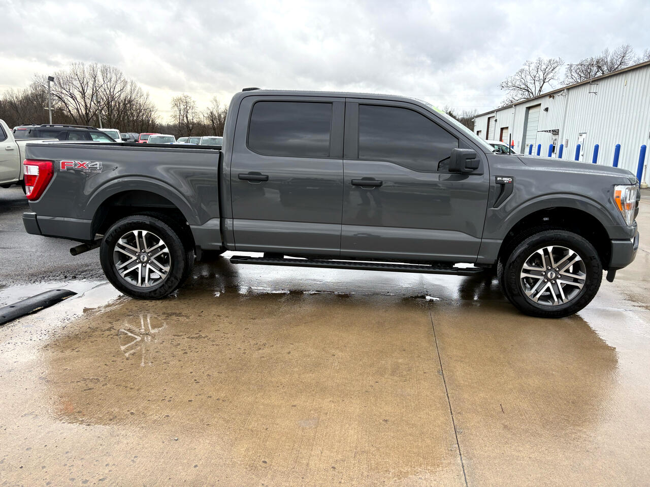 Ford F-150 4WD SuperCrew 139" XL 2021