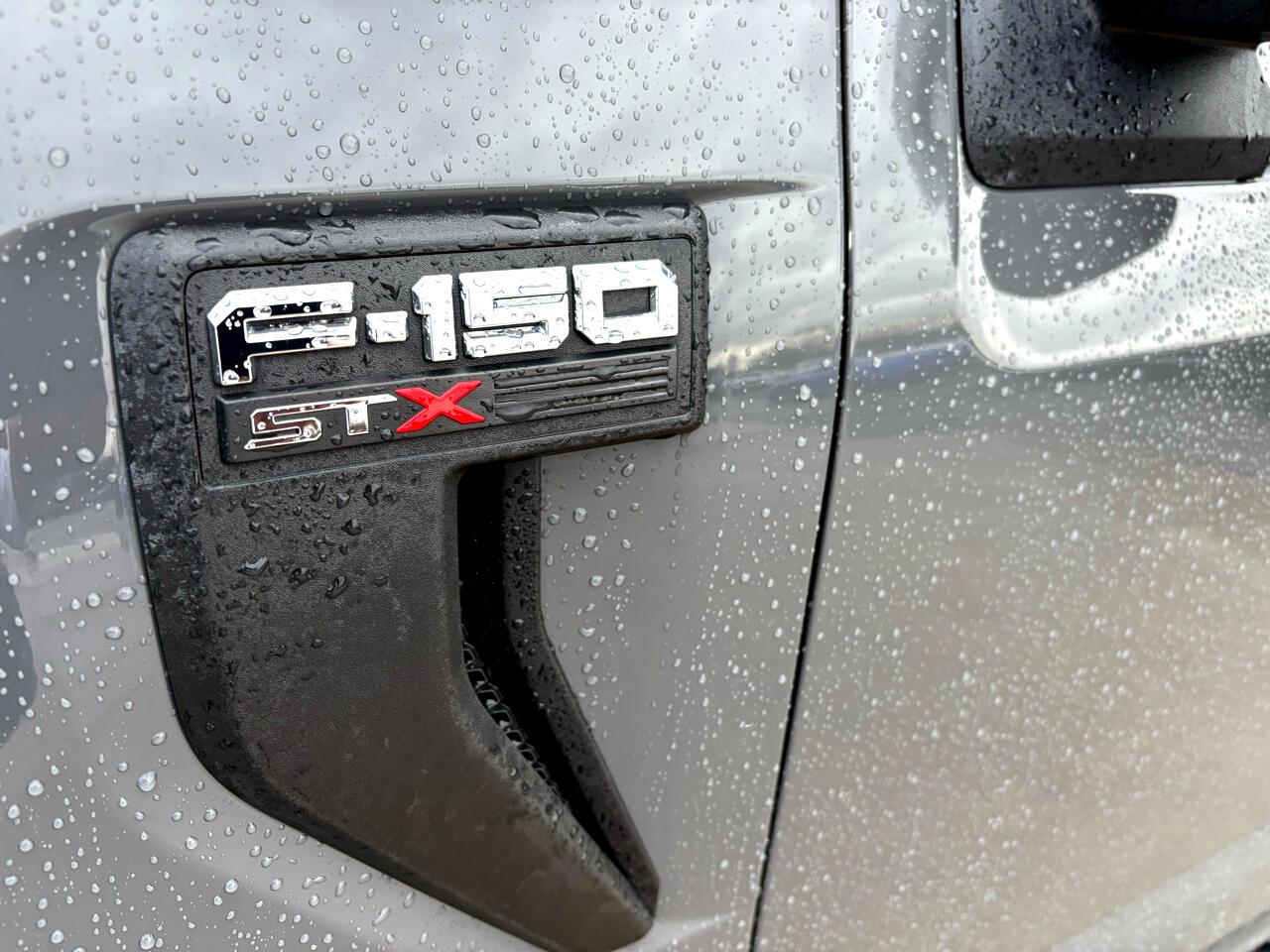 Ford F-150 4WD SuperCrew 139" XL 2021