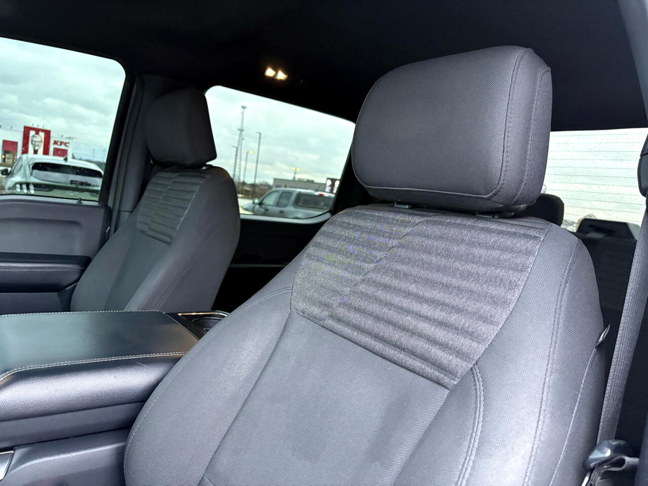 Ford F-150 4WD SuperCrew 139" XL 2021