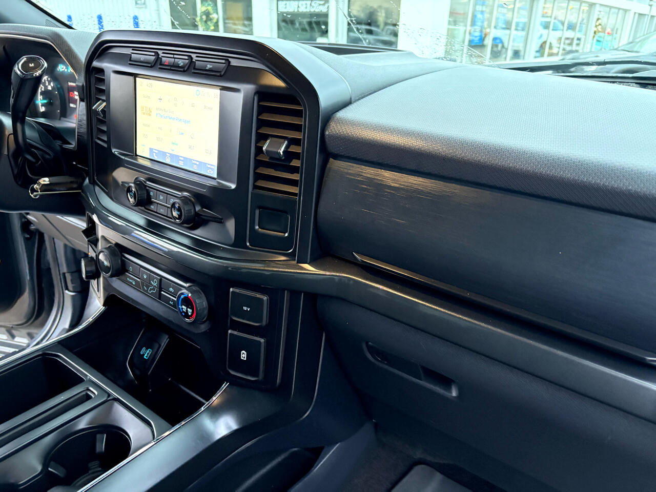 Ford F-150 4WD SuperCrew 139" XL 2021