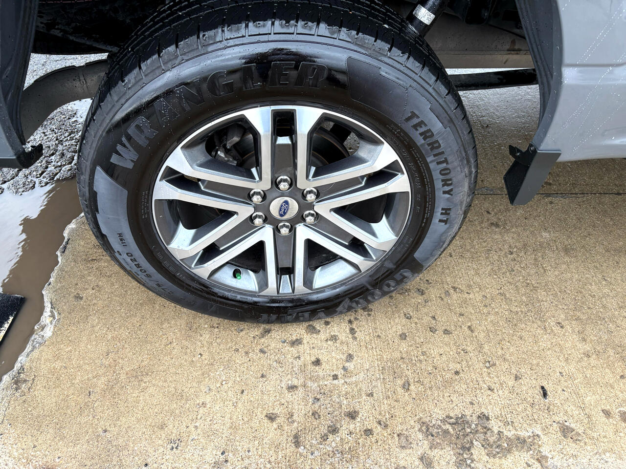 Ford F-150 4WD SuperCrew 139" XL 2021