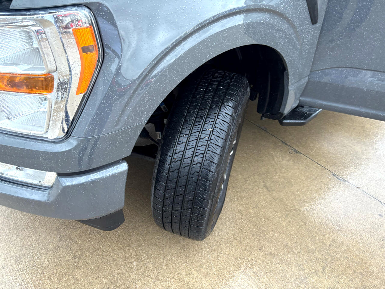 Ford F-150 4WD SuperCrew 139" XL 2021