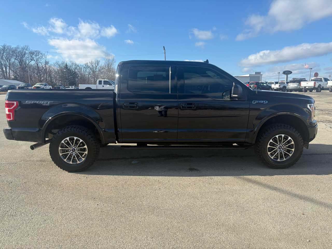 Ford F-150 4WD SuperCrew 145" XLT 2020