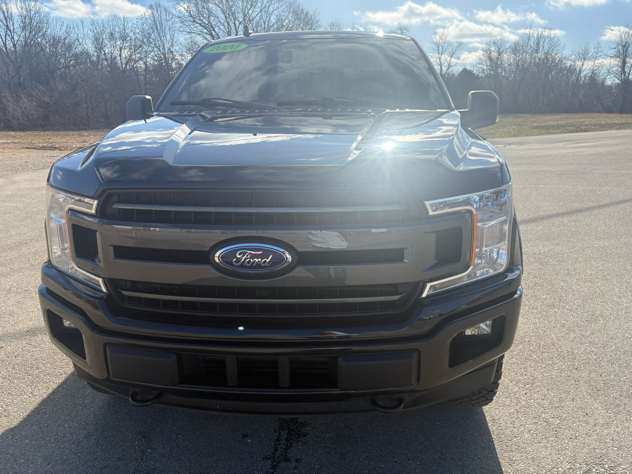 Ford F-150 4WD SuperCrew 145" XLT 2020