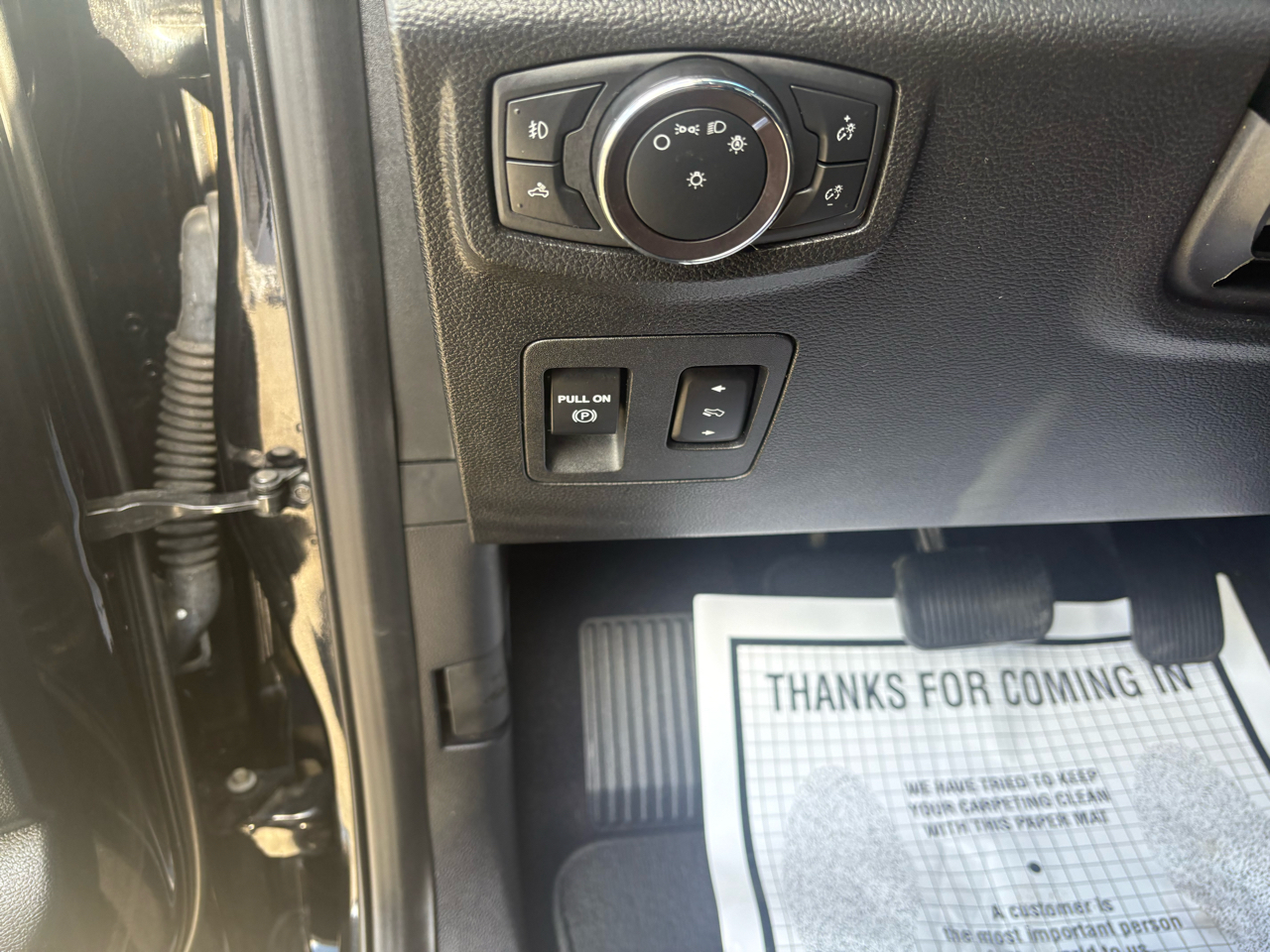 Ford F-150 4WD SuperCrew 145" XLT 2020