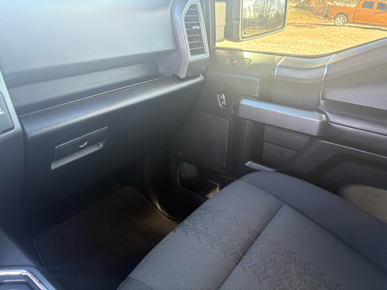 Ford F-150 4WD SuperCrew 145" XLT 2020