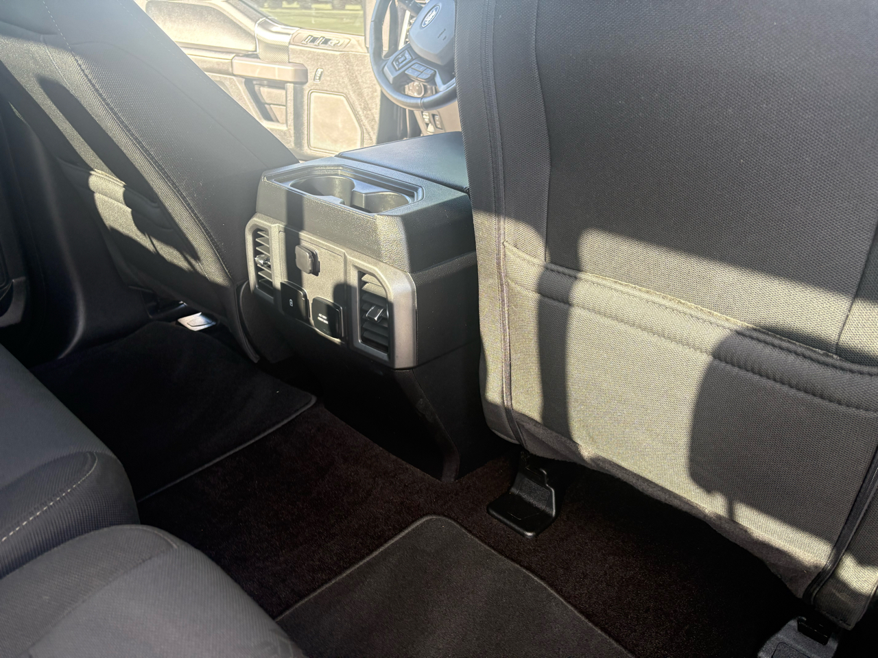 Ford F-150 4WD SuperCrew 145" XLT 2020