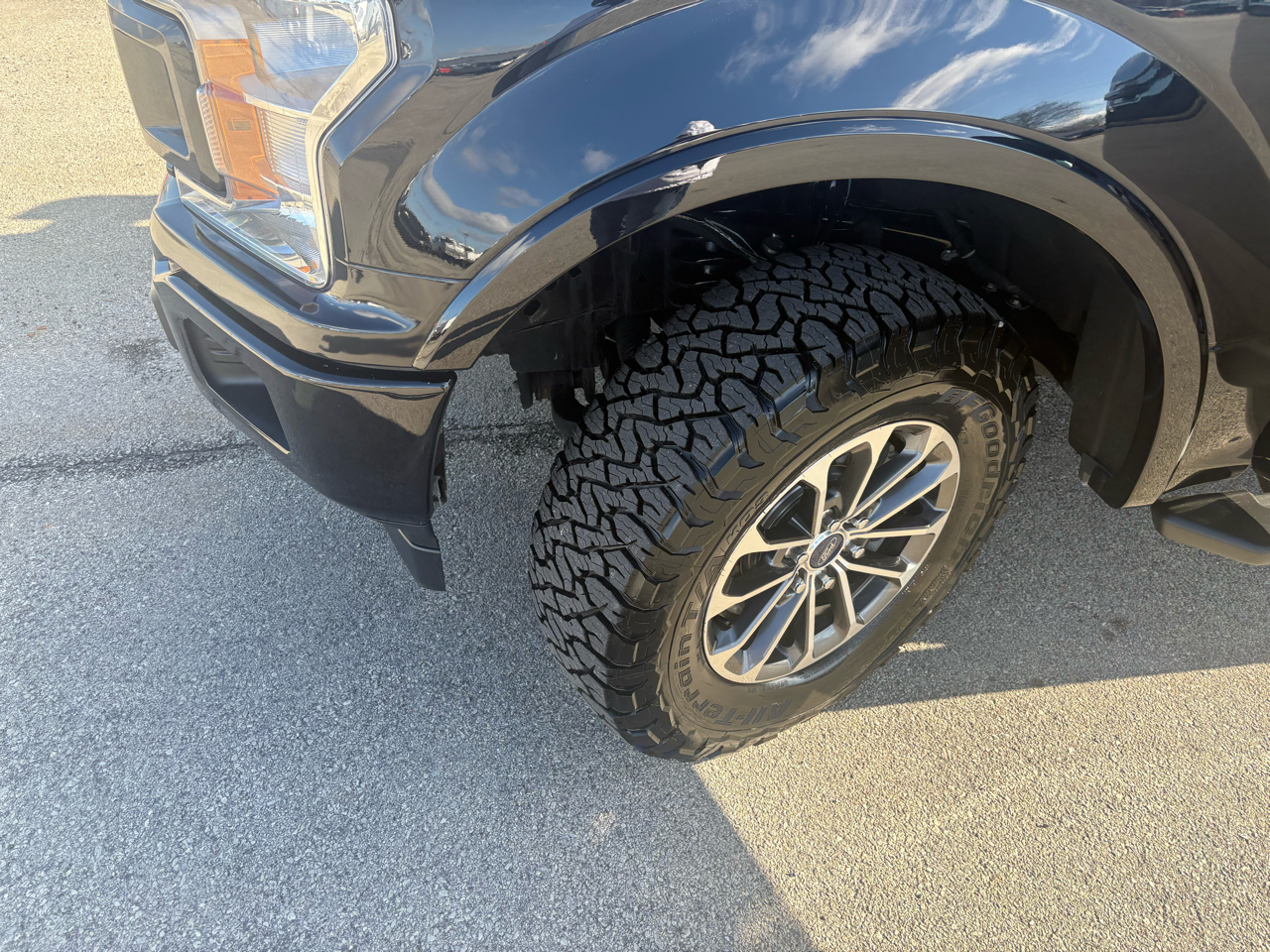 Ford F-150 4WD SuperCrew 145" XLT 2020