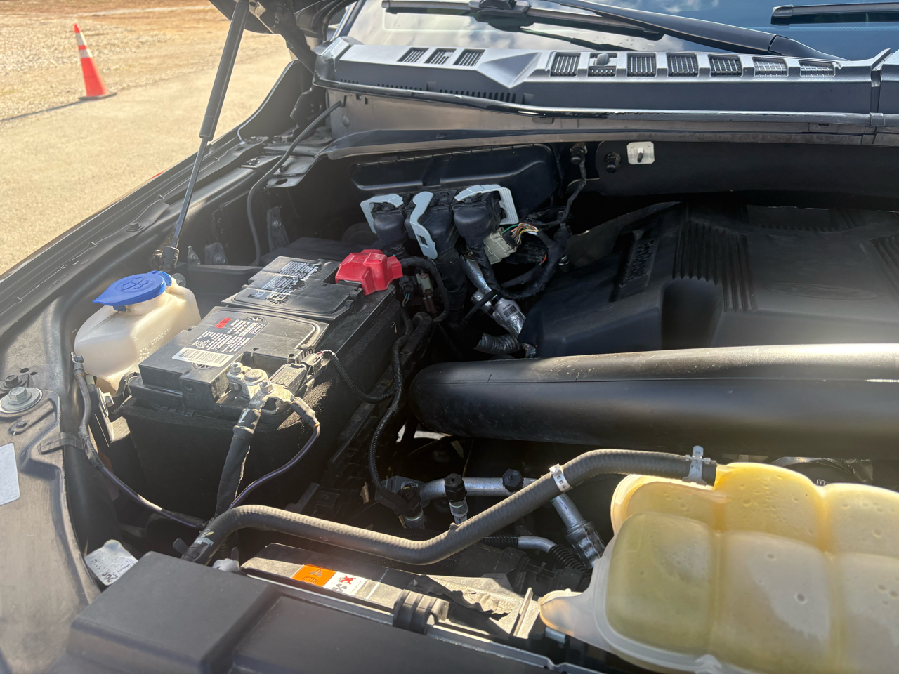 Ford F-150 4WD SuperCrew 145" XLT 2020