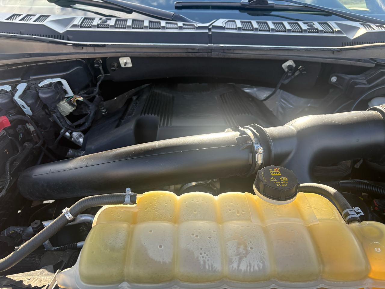 Ford F-150 4WD SuperCrew 145" XLT 2020