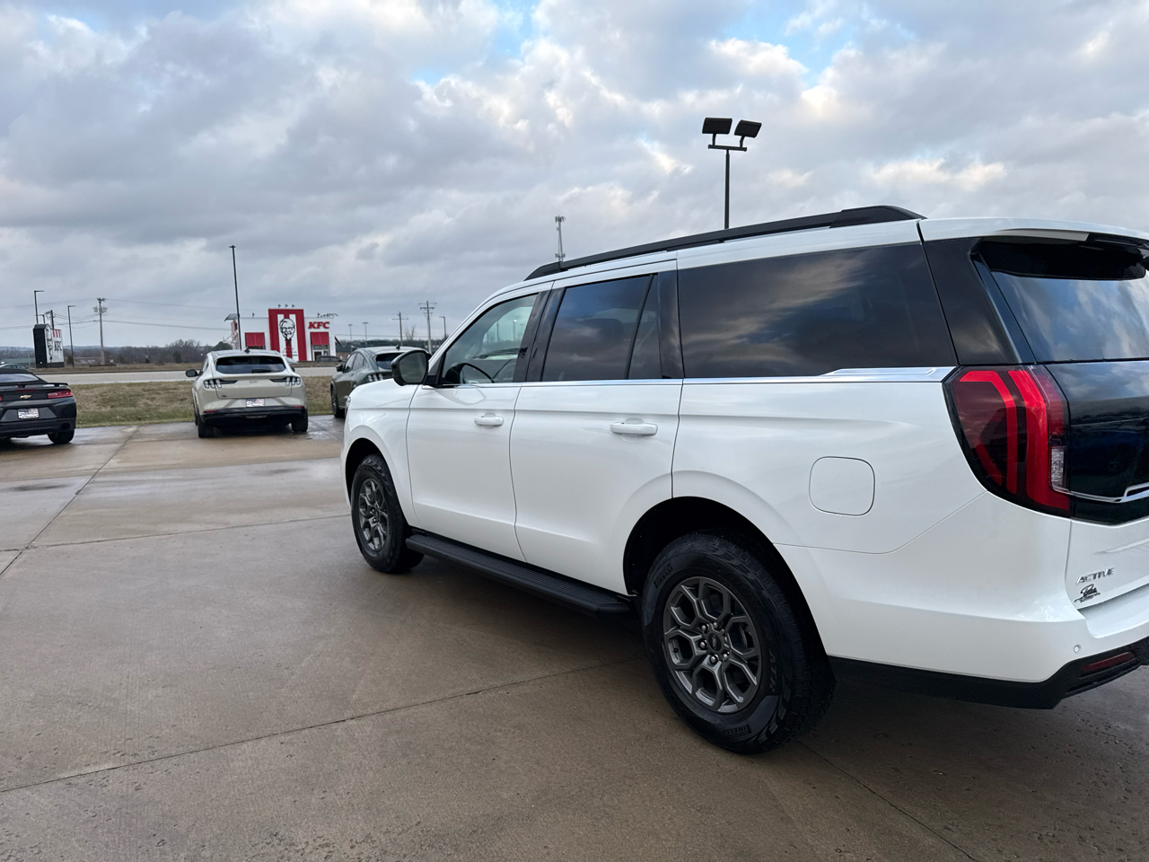 Ford Expedition Active 4x4 2025