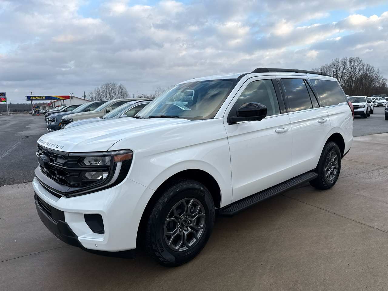 Ford Expedition Active 4x4 2025