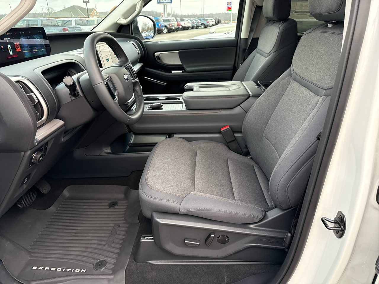 Ford Expedition Active 4x4 2025