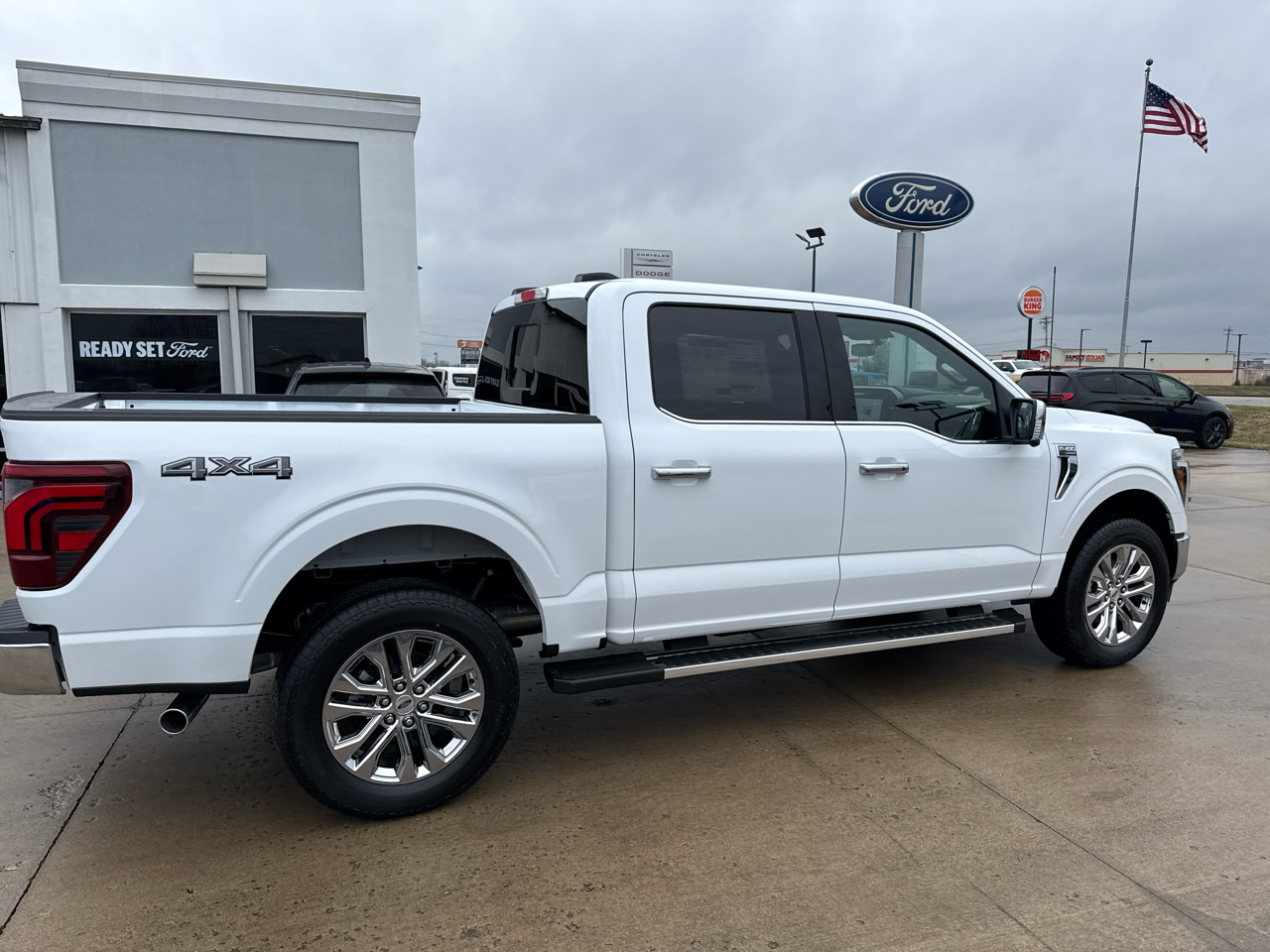 Ford F-150 Lariat 4WD SuperCrew 5.5' Box 2025