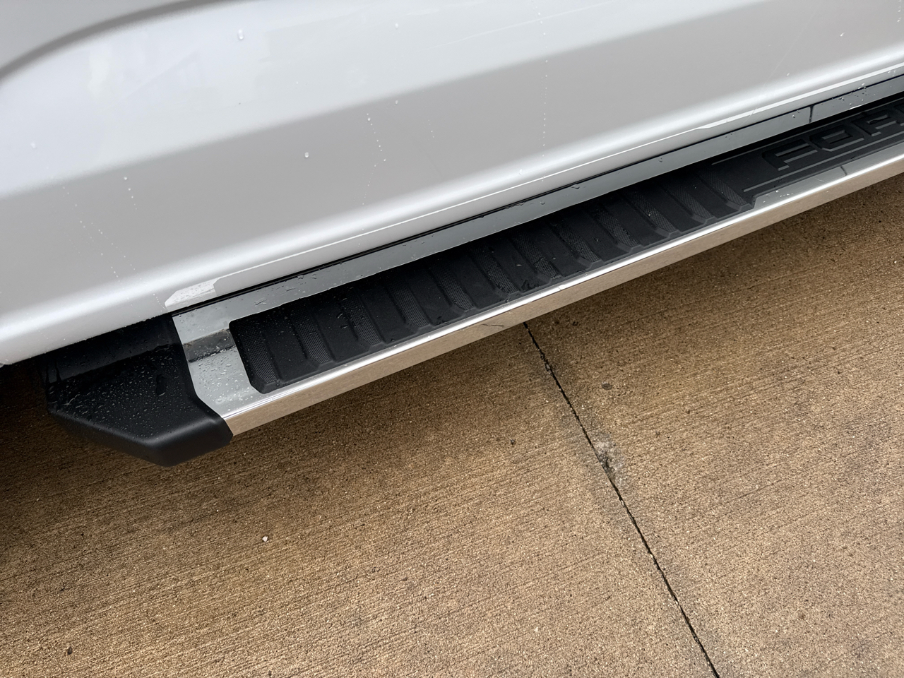 Ford F-150 Lariat 4WD SuperCrew 5.5' Box 2025