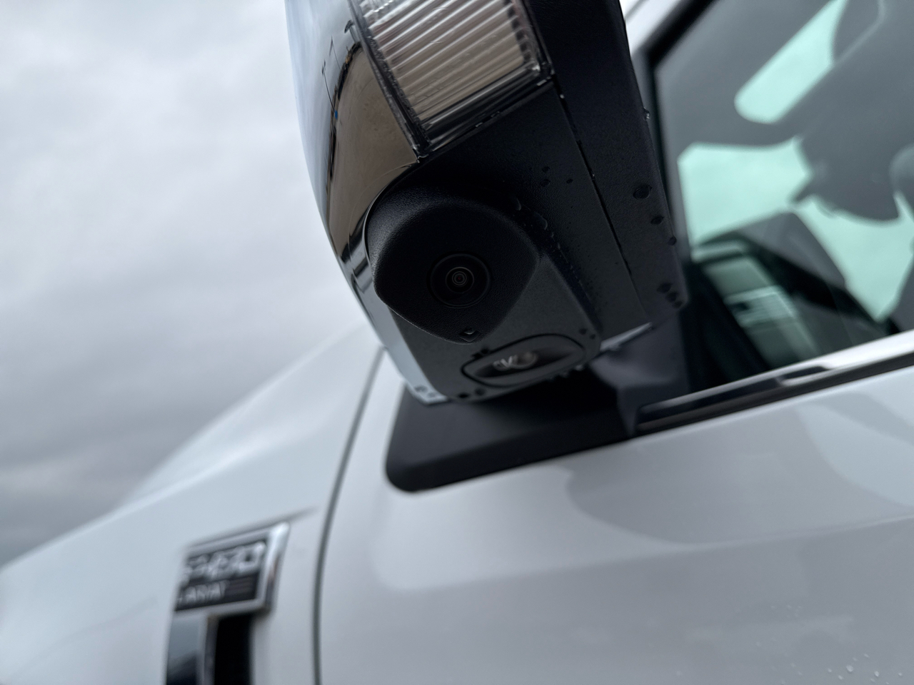 Ford F-150 Lariat 4WD SuperCrew 5.5' Box 2025