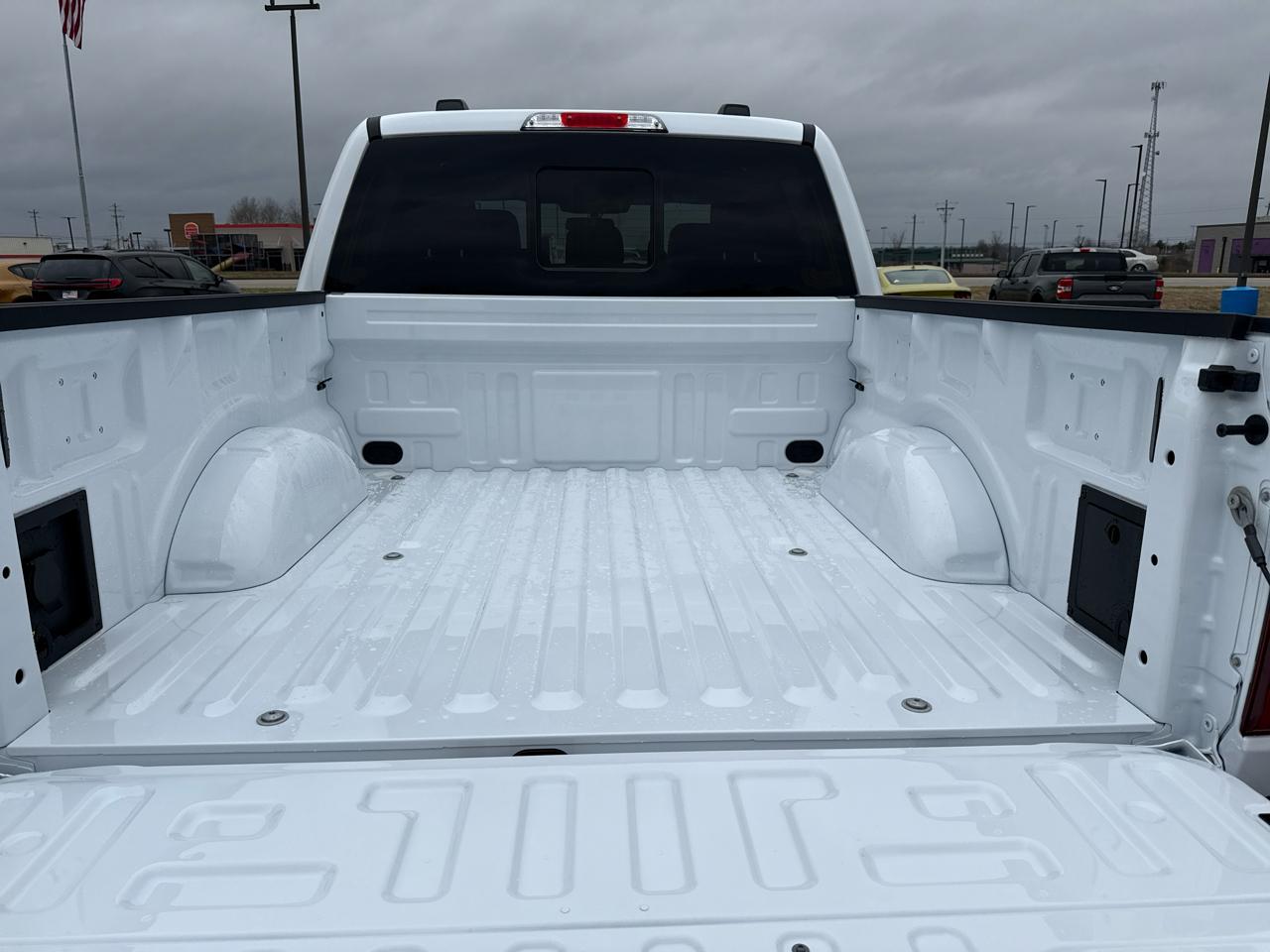 Ford F-150 Lariat 4WD SuperCrew 5.5' Box 2025