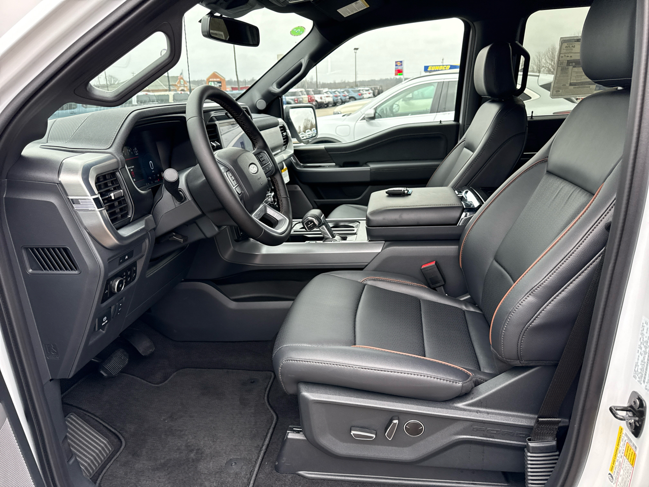 Ford F-150 Lariat 4WD SuperCrew 5.5' Box 2025