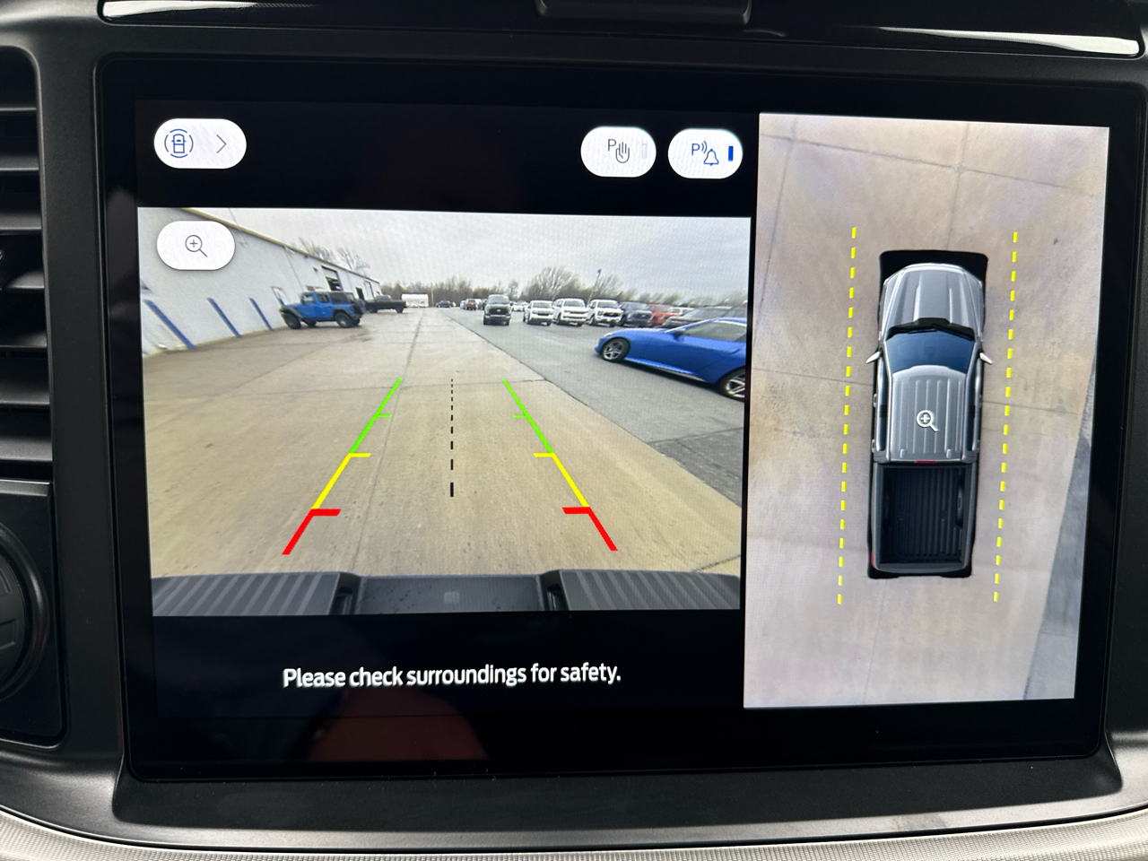 Ford F-150 Lariat 4WD SuperCrew 5.5' Box 2025