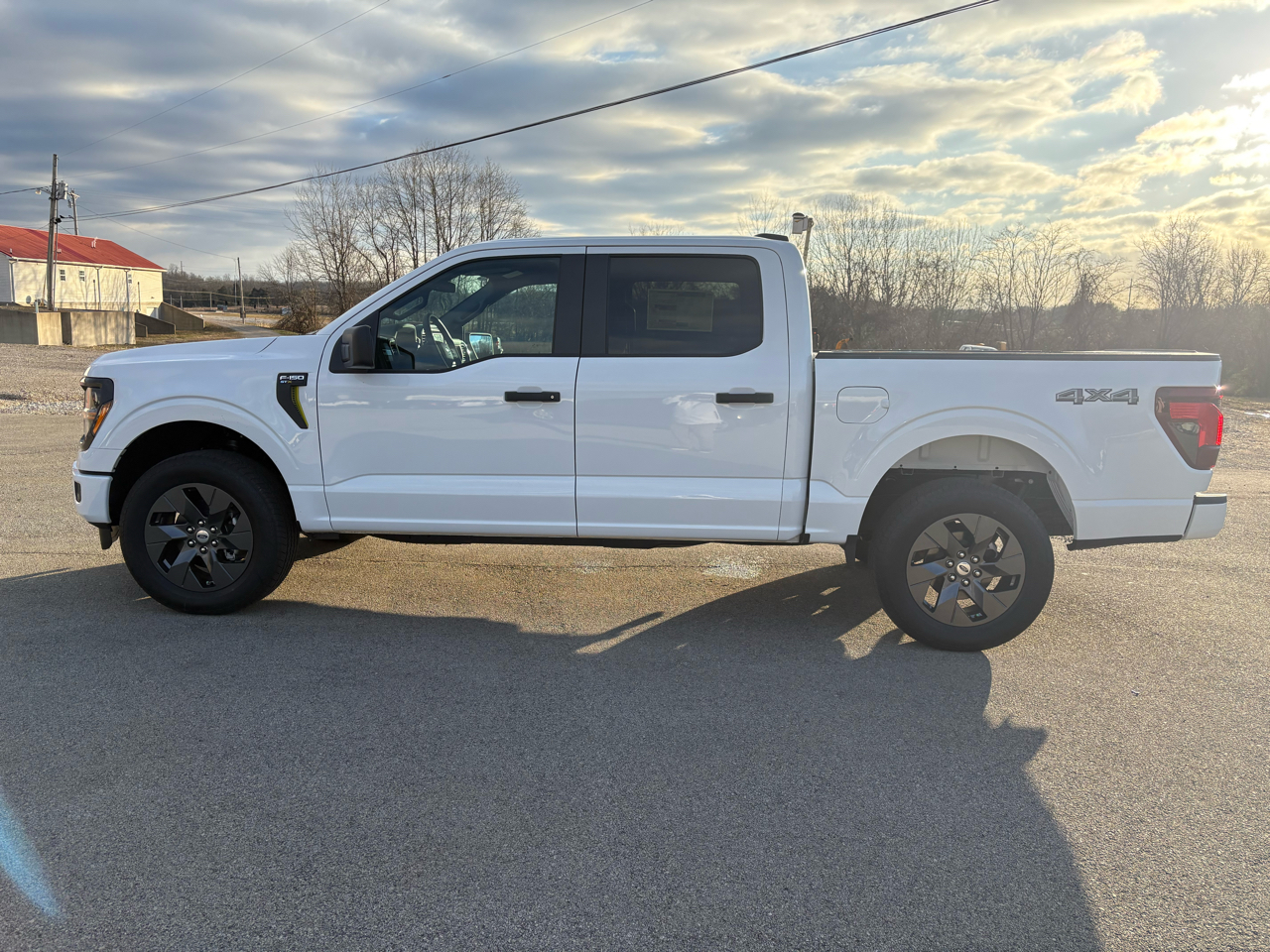 Ford F-150 STX 4WD SuperCab 6.5' Box 2025