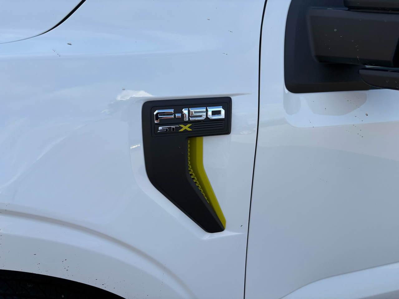 Ford F-150 STX 4WD SuperCab 6.5' Box 2025