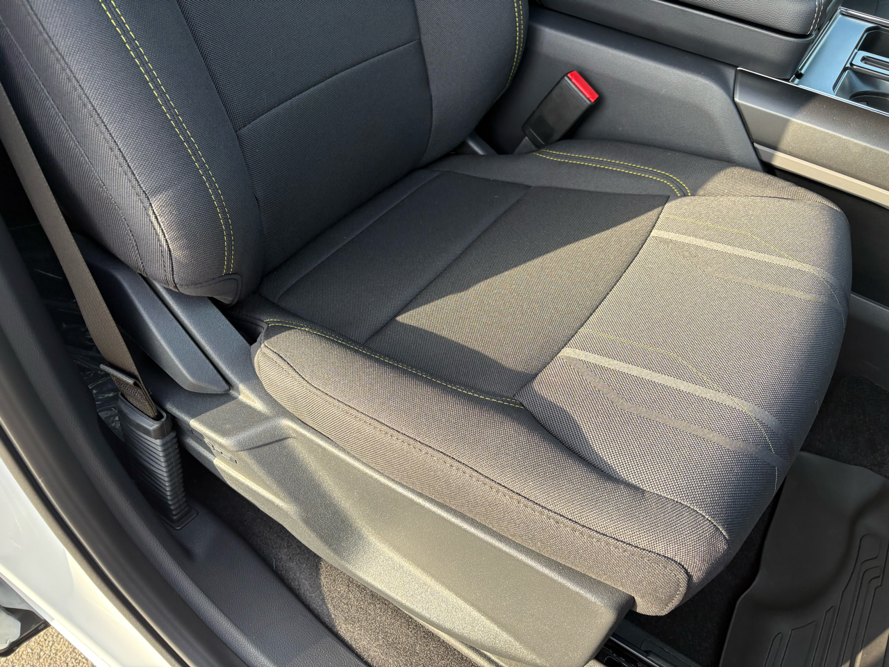 Ford F-150 STX 4WD SuperCab 6.5' Box 2025