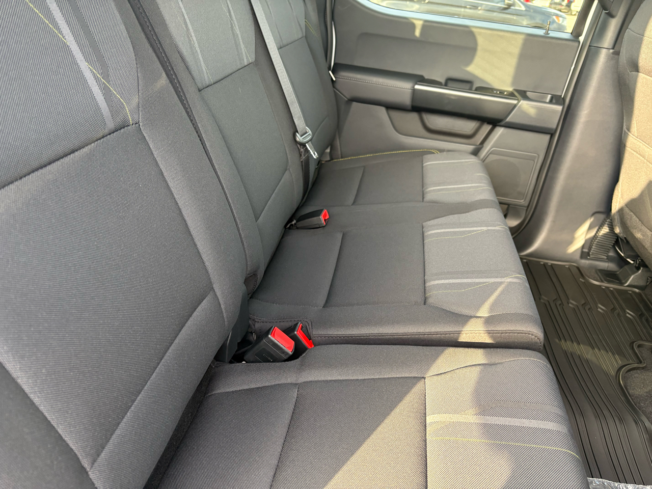 Ford F-150 STX 4WD SuperCab 6.5' Box 2025