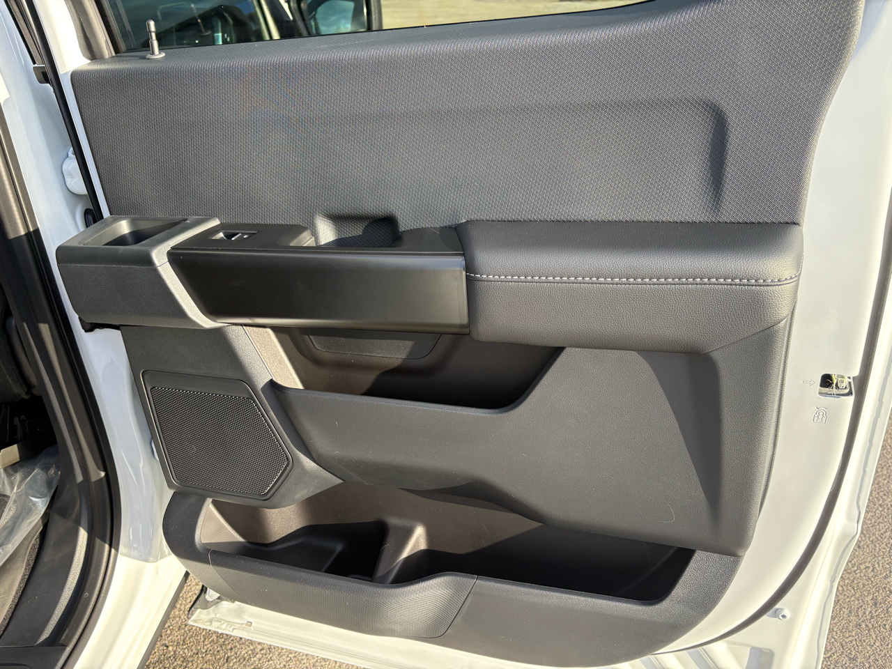 Ford F-150 STX 4WD SuperCab 6.5' Box 2025