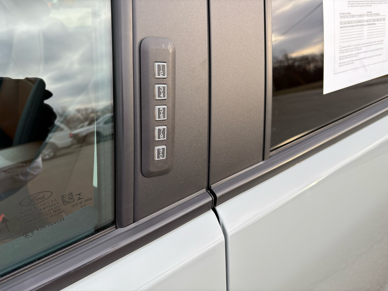 Ford Maverick Lariat AWD SuperCrew 2023