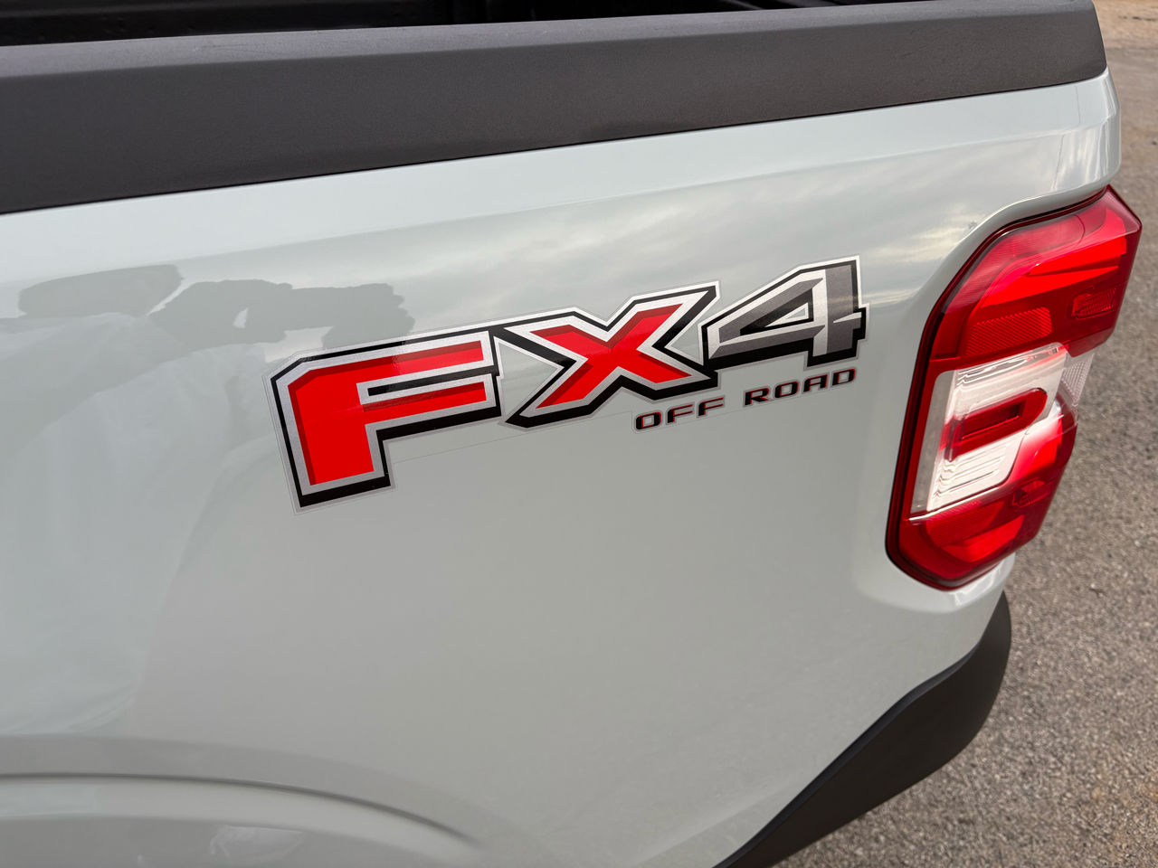 Ford Maverick Lariat AWD SuperCrew 2023